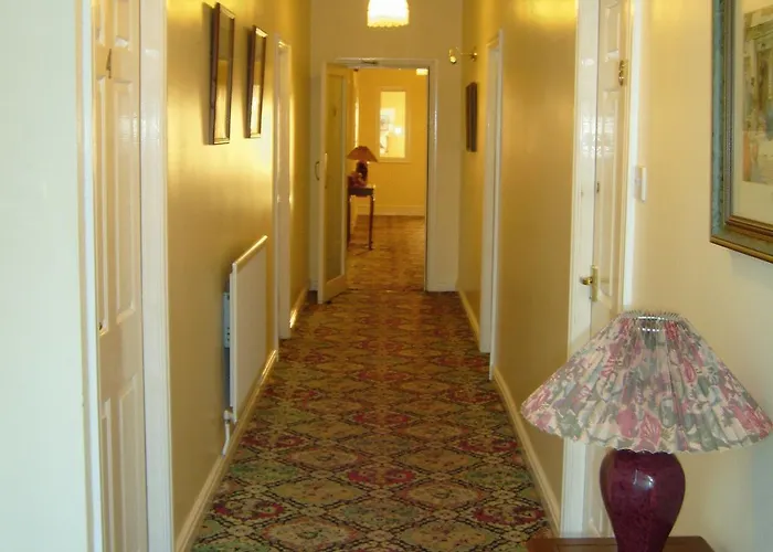 Holly Trees Hotel